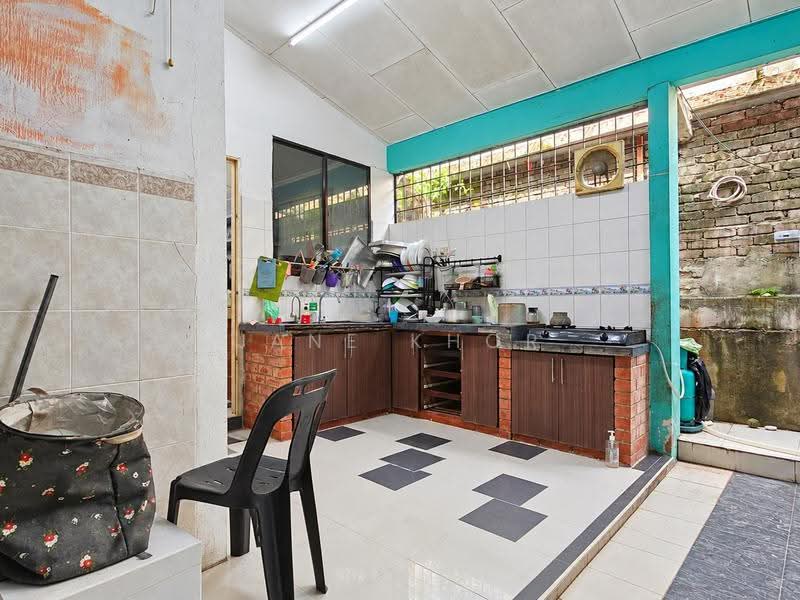 Semi-Detached House for Sale in Taman Dahlia (Kulim) - Jane Khor - Kitchen - PropertyGuru.com.my