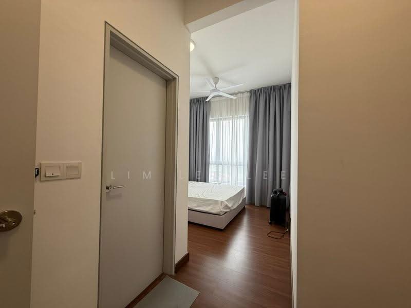 Kediaman Servis untuk Disewa di Sunsuria Forum - Lim Lee Lee - Bedroom - PropertyGuru.com.my