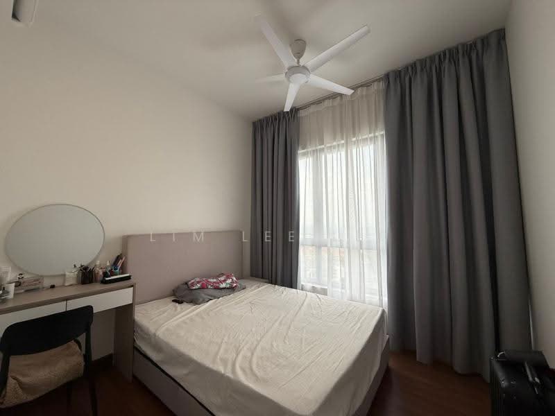 Kediaman Servis untuk Disewa di Sunsuria Forum - Lim Lee Lee - Bedroom - PropertyGuru.com.my
