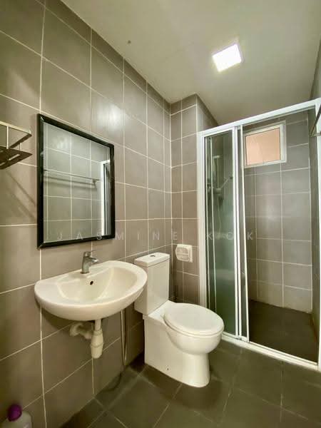 Kediaman Servis untuk Disewa di Savanna Executive Suite @ Southville City - Jasmine Kok - Bathroom - PropertyGuru.com.my