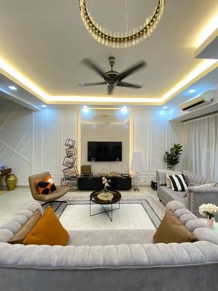 Rumah Teres 2-Tingkat untuk Dijual di Taman Mutiara Rinching (Semenyih) - Amir Abas - Living Room - PropertyGuru.com.my