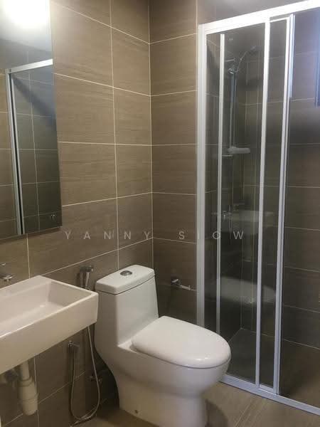 Kediaman Servis untuk Dijual di Lexa Residence @ The Quartz WM - Yanny Siow - Bathroom - PropertyGuru.com.my