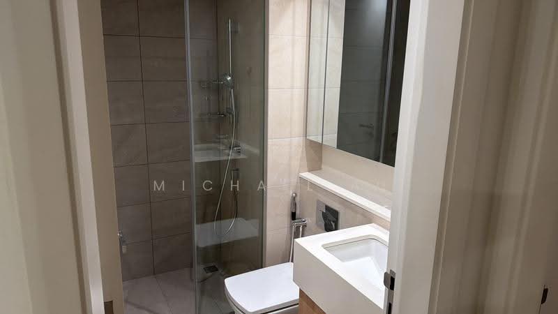Kediaman Servis untuk Disewa di TRX Residences - Michael Au - Bathroom - PropertyGuru.com.my