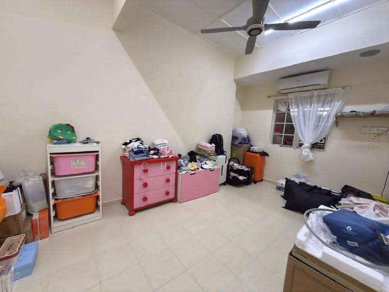 Rumah Teres 2-Tingkat untuk Dijual di Pandan Perdana (Cheras) - CH TAN - Living Room - PropertyGuru.com.my