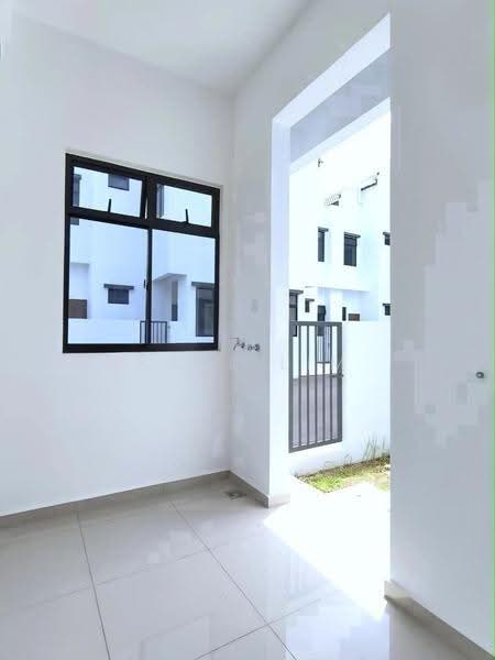 Rumah Teres 2-Tingkat untuk Dijual di Bandar Dato Onn (Tebrau) - Karl Lim - Exterior - PropertyGuru.com.my