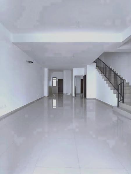 Rumah Teres 2-Tingkat untuk Dijual di Bandar Dato Onn (Tebrau) - Karl Lim - Living Room - PropertyGuru.com.my