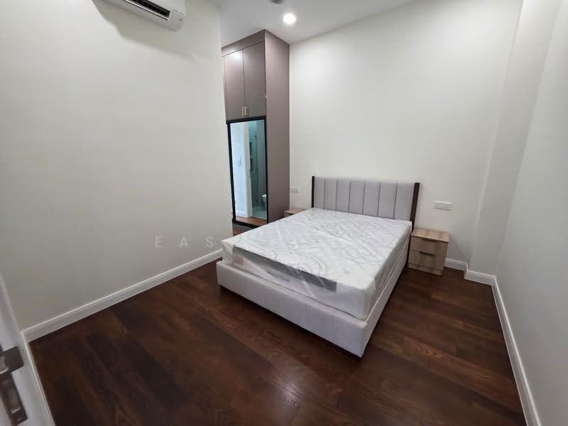 Bungalow House for Rent in Mont Kiara (Kuala Lumpur) - Eason Hiew - Bedroom - PropertyGuru.com.my