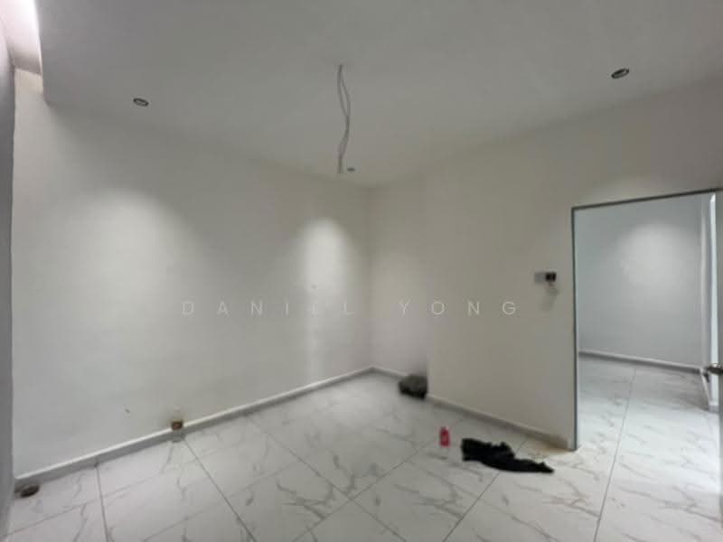 Rumah Teres 1-Tingkat untuk Dijual di Kampung Kebun Teh (Johor Bahru) - Daniel Yong - Interior - PropertyGuru.com.my