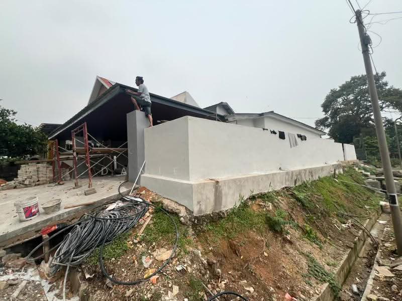 Rumah Teres 1-Tingkat untuk Dijual di Kampung Kebun Teh (Johor Bahru) - Daniel Yong - Exterior - PropertyGuru.com.my