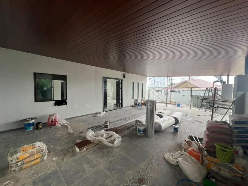 Rumah Teres 1-Tingkat untuk Dijual di Kampung Kebun Teh (Johor Bahru) - Daniel Yong - Exterior - PropertyGuru.com.my