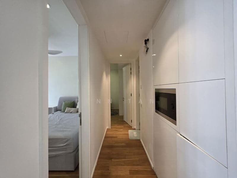 Kediaman Servis untuk Disewa di Arcoris Residences - Benn Tan - Corridor - PropertyGuru.com.my