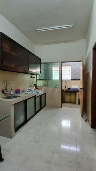 2-storey Terraced House for Sale in Taman Wang (Menglembu) - Marcus Seng - Kitchen - PropertyGuru.com.my