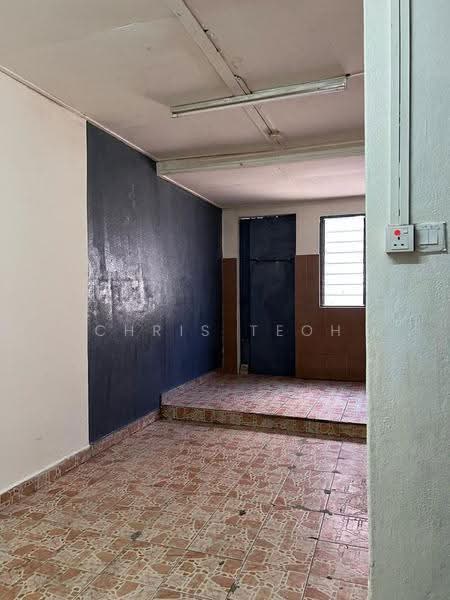 Shop for Rent in Bayan Baru (Penang) - Chris Teoh - Interior - PropertyGuru.com.my