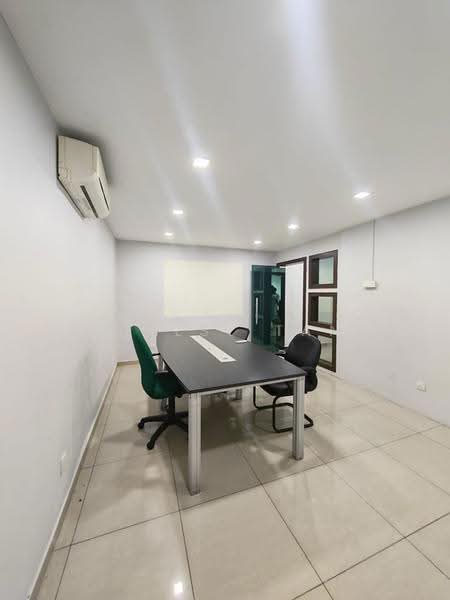 Kedai / Pejabat untuk Disewa di Taman Johor Jaya (Johor Bahru) - Celest Tan - PropertyGuru.com.my