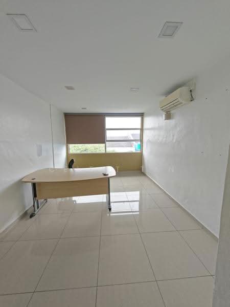 Kedai / Pejabat untuk Disewa di Taman Johor Jaya (Johor Bahru) - Celest Tan - PropertyGuru.com.my