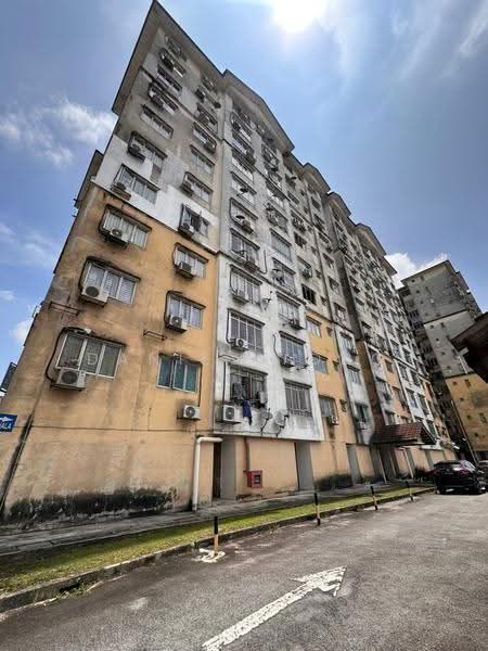 Flat for Sale at Seri Kembangan Apartment - Daniel Yong - Exterior - PropertyGuru.com.my