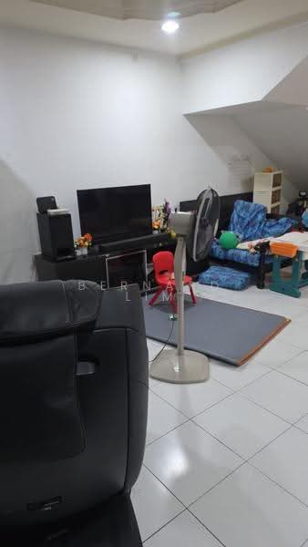 Terraced House for Rent in Taman Scientex Pasir Gudang (Pasir Gudang) - Bernard Lim - Living Room - PropertyGuru.com.my