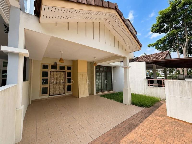 2.5-storey Terraced House for Sale in Seksyen 7 (Shah Alam) - Mohd Adryzam - Exterior - PropertyGuru.com.my