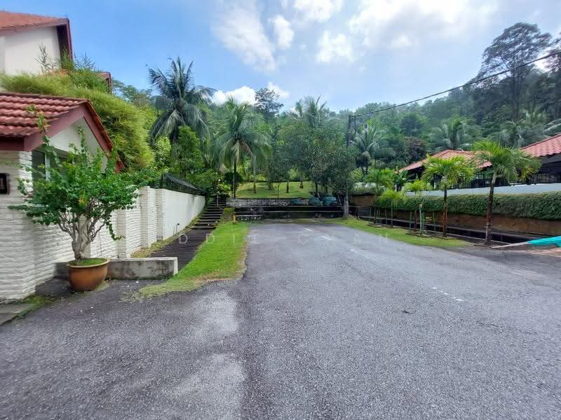 Bungalow House for Rent in Taman Hillview (Ulu Kelang) - Eddie Chan - Exterior - PropertyGuru.com.my