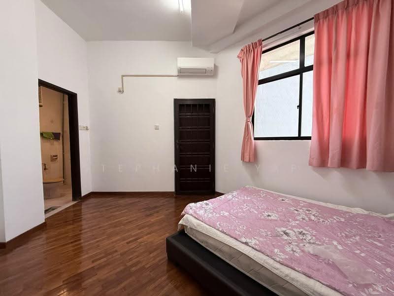 Apartment for Sale at Mewah View Luxurious Apartments - Stephanie Yap - Bedroom - PropertyGuru.com.my