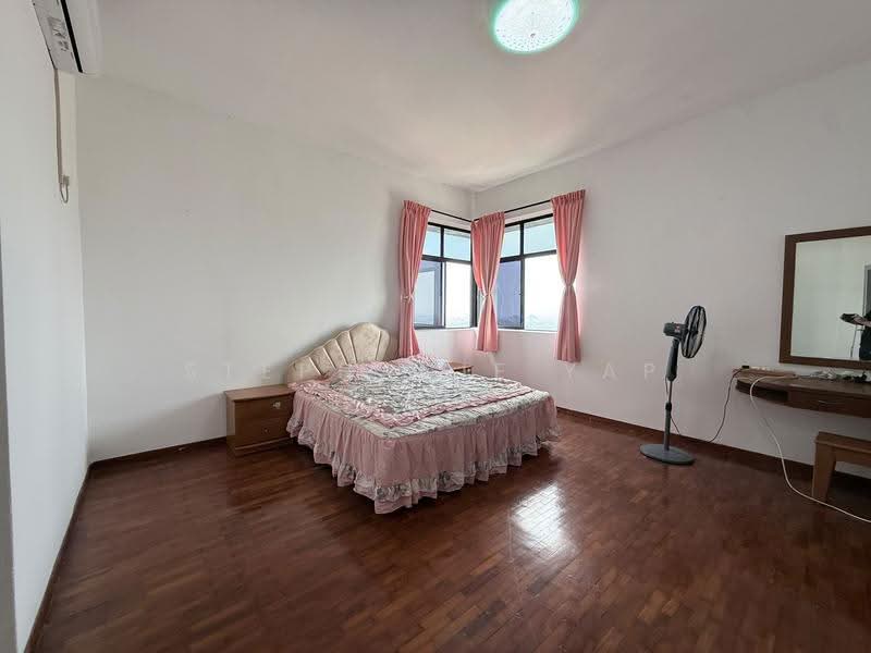 Apartment for Sale at Mewah View Luxurious Apartments - Stephanie Yap - Bedroom - PropertyGuru.com.my