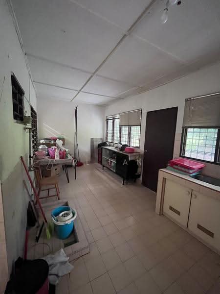 Rumah Teres 2-Tingkat untuk Dijual di SS19 (Subang Jaya) - RL Han - Kitchen - PropertyGuru.com.my