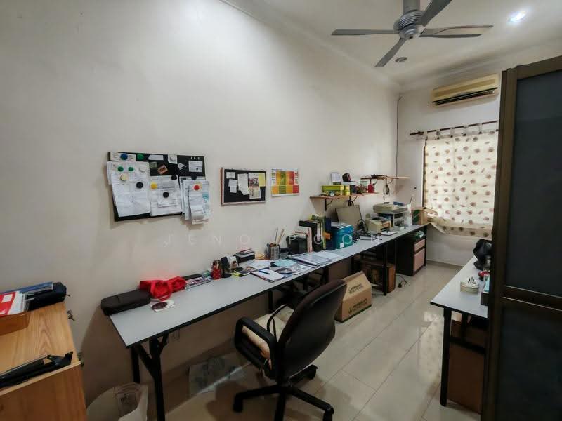 Rumah Teres 2-Tingkat untuk Dijual di Bandar Tun Razak (Cheras) - Jeno Poon - Study - PropertyGuru.com.my