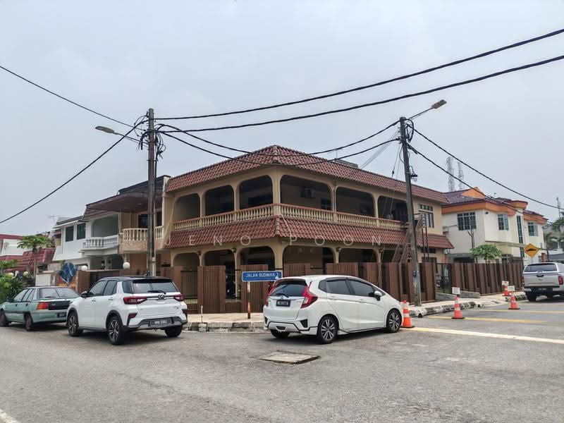 Rumah Teres 2-Tingkat untuk Dijual di Bandar Tun Razak (Cheras) - Jeno Poon - Exterior - PropertyGuru.com.my