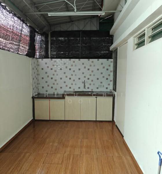 Semi-Detached House for Sale in Hijauan Valdor (Sungai Jawi) - Cheau Chie Ooi - Kitchen - PropertyGuru.com.my