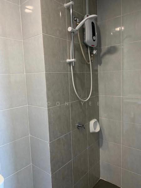 Condominium for Sale at The Edge Residence - Moon Yee - Bathroom - PropertyGuru.com.my