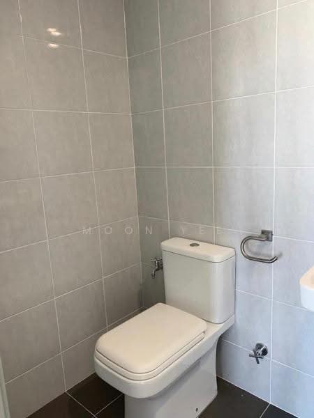 Condominium for Sale at The Edge Residence - Moon Yee - Bathroom - PropertyGuru.com.my