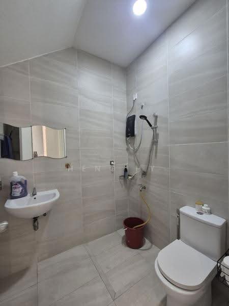 Rumah Kluster untuk Dijual di Taman Ekoflora (Johor Bahru) - Heng Hy - Bathroom - PropertyGuru.com.my
