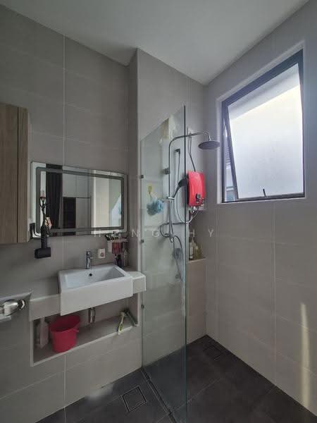 Rumah Kluster untuk Dijual di Taman Ekoflora (Johor Bahru) - Heng Hy - Bathroom - PropertyGuru.com.my