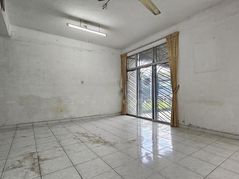 2-storey Terraced House for Sale in Taman Desa Impian (Kulim) - Jane Khor - Living Room - PropertyGuru.com.my