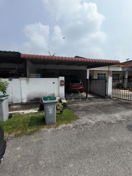 Rumah Teres untuk Dijual di Seremban (Negeri Sembilan) - Deeja Zakaria - Exterior - PropertyGuru.com.my