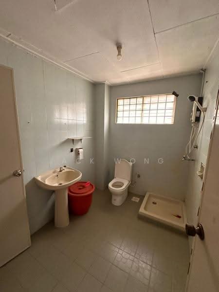 Rumah Teres 2-Tingkat untuk Dijual di Taman Sri Putri (Skudai) - Jack Wong - Bathroom - PropertyGuru.com.my