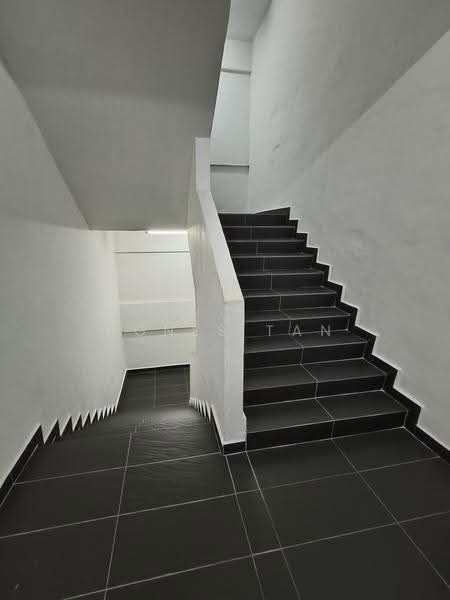 Office for Rent in Kuchai Lama (Kuala Lumpur) - Agnes Tan - Interior - PropertyGuru.com.my