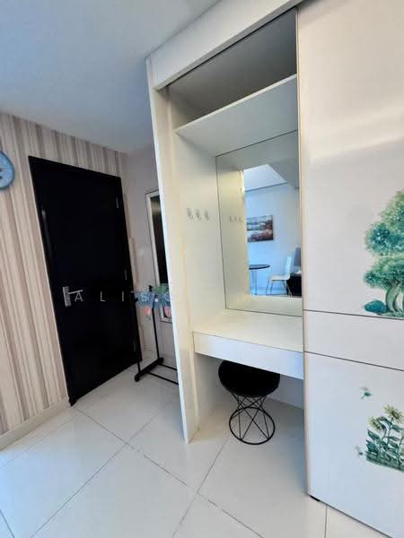 Service Residence for Rent at Cliveden @ Plaza Damas 3 - Alison Chiu - Entrance - PropertyGuru.com.my