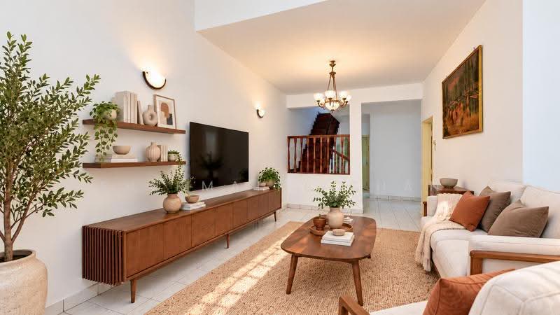 1.5-storey Terraced House for Sale in Bandar Kinrara (Selangor) - Shermaine Chan - Living Room - PropertyGuru.com.my