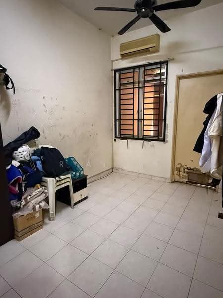 3-storey Terraced House for Sale in Taman D'Utama (Johor Bahru) - Ryan Tan - Interior - PropertyGuru.com.my