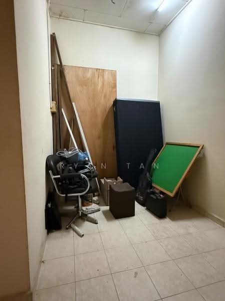 3-storey Terraced House for Sale in Taman D'Utama (Johor Bahru) - Ryan Tan - PropertyGuru.com.my