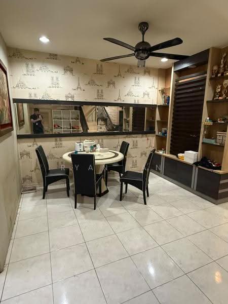 3-storey Terraced House for Sale in Taman D'Utama (Johor Bahru) - Ryan Tan - Dining Room - PropertyGuru.com.my