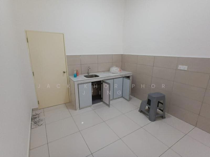 Rumah Teres 2-Tingkat untuk Disewa di Setia Alam (Selangor) - Jack Khor Phor Jiing - Kitchen - PropertyGuru.com.my
