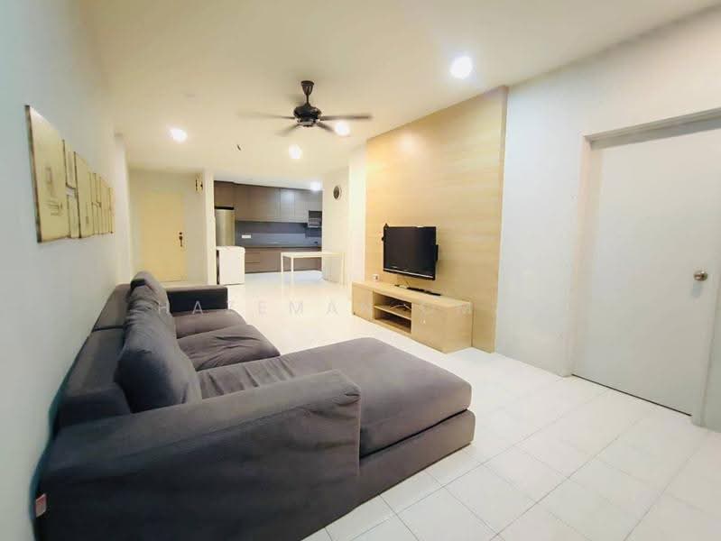 Condominium for Sale at Platinum Hill PV 5 - Hazeman Omar - Living Room - PropertyGuru.com.my
