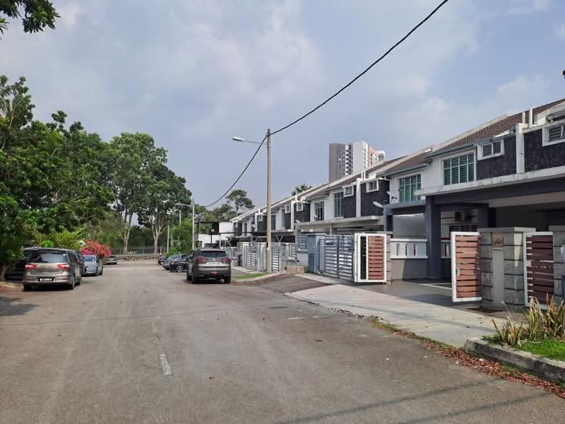 Rumah Teres 2-Tingkat untuk Dijual di Taman Pelangi Semenyih 2 (Semenyih) - Harry Lee - Exterior - PropertyGuru.com.my