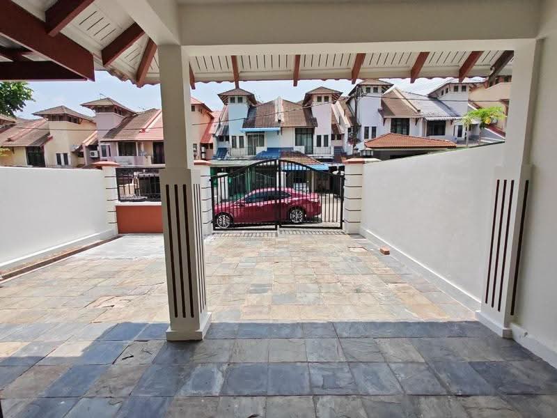 2.5-storey Terraced House for Rent in TAMAN PERLING (Johor Bahru) - RQ Tee - PropertyGuru.com.my