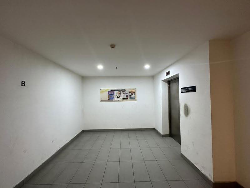 Shop / Office for Sale in Bayan Lepas (Penang) - Jia Yong - Corridor - PropertyGuru.com.my