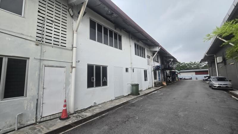 Kilang Teres untuk Disewa di Petaling Jaya (Selangor) - Jordan Chen - Exterior - PropertyGuru.com.my
