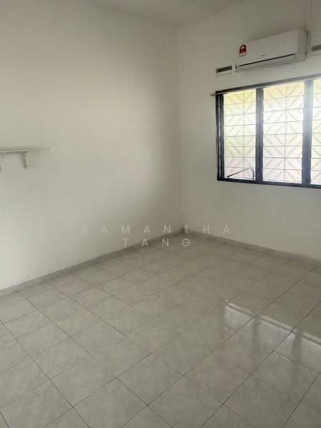 1-storey Terraced House for Rent in Taman Johor Jaya (Johor Bahru) - Samantha Tang - PropertyGuru.com.my