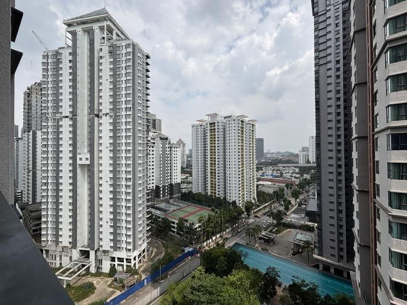 Kondominium untuk Disewa di Residensi Astrea - Serene Yong - Exterior - PropertyGuru.com.my